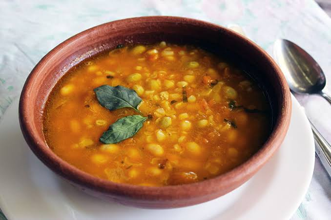 Porotos granados